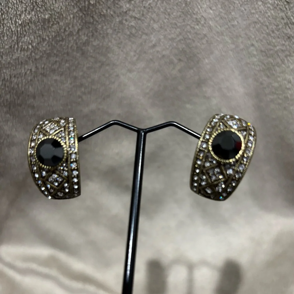 Heidi Daus DAILY DOUBLE Crystal  clip Earrings smoky topaz bronze - Picture 2 of 5